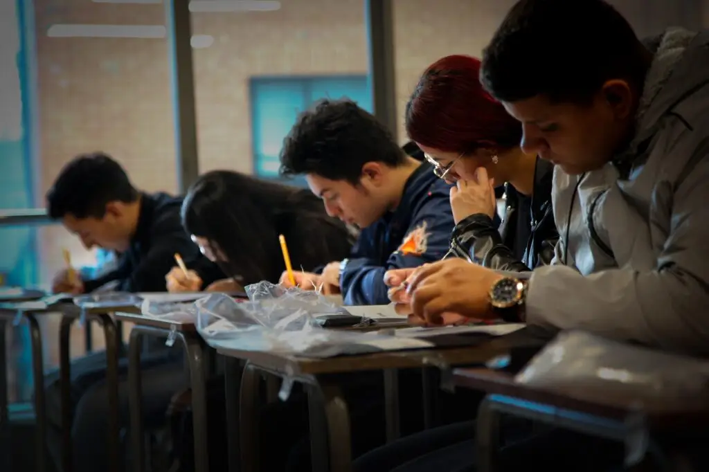 Balance nacional de la evaluación educativa presentado por el ICFES