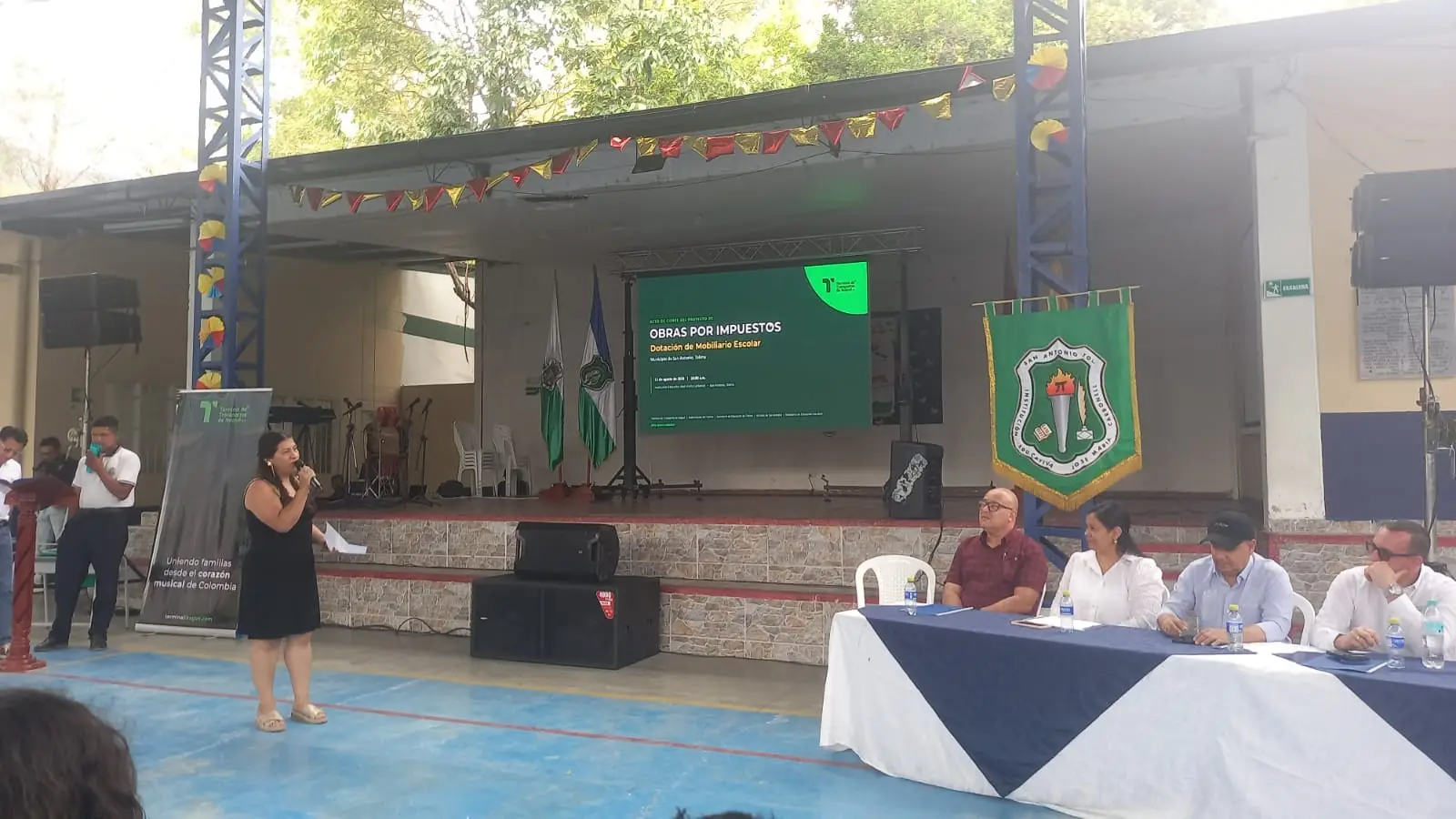 Acto de cierre del proyecto Obras por Impuestos en la Institución Educativa José María Carbonell.